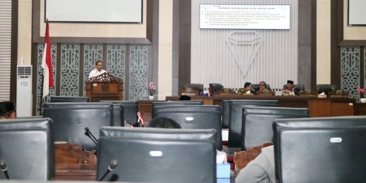 Rapat Paripurna Bahas Raperda RPJPD Tahun 2025-2045