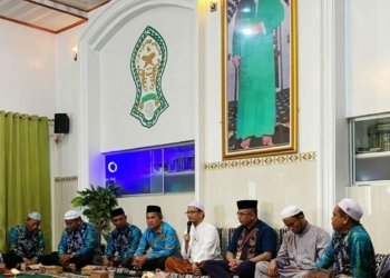 Ketua DPC FKFQ Kabupaten Banjar Terima Studi Tiru Ustadz Ustadzah Kecamatan Babirik