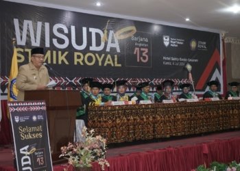 Pesan Wakil Bupati Asahan Dalam Wisuda Sarjana Angkatan-13 STMIK Royal Kisaran