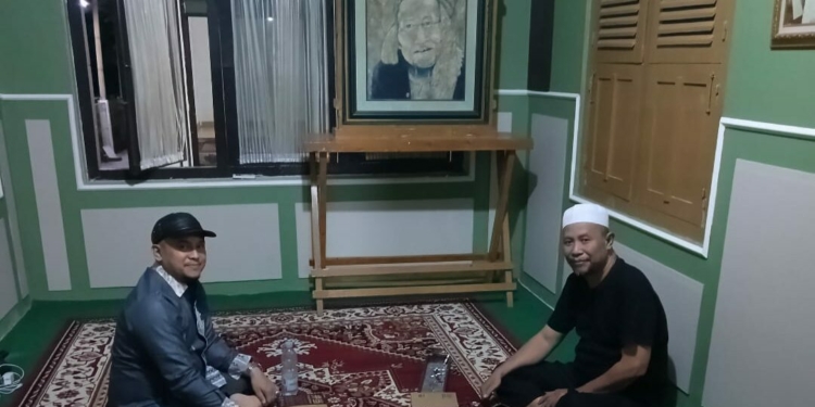 Ngobrol Santai Di Awal Bulan Muharram Dengan Peguruan Abah Asep Cucu Kyai Falak Bogor