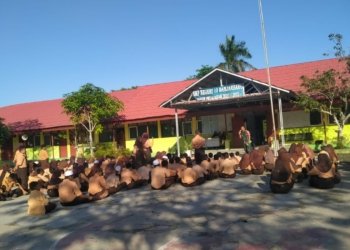 Babinsa Serka Suladi Motivasi Dan Sosialisasi Rekrutmen Siswa Pelajar Menjadi Prajurit 