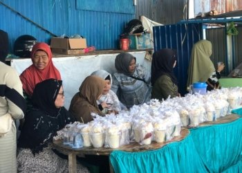Peringati 10 Muharram, Pemko Banjarbaru Ajak Warga Kampung Batuah Berbagi