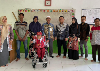 Pembakal Lihung Aulia Rahman, S.Pd: Kita Perlu Memperhatikan Pendidikan Warga Yang Kita Pimpin