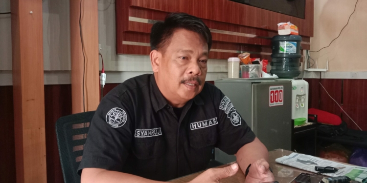Cemburu Digoda, Remaja Perempuan Di Siring Kemuning Dikeroyok