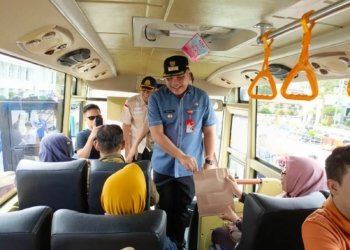 Sukses Kelola Layanan Angkutan Umum di Banjarbaru, Walikota Aditya Dapat Penghargaan Kemenhub RI