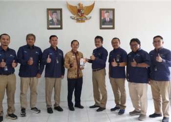 Pertajam Sinkronisasi dan Sinergi, Jajaran Manajemen PLN UID Kalselteng Lakukan Audiensi ke Ombudsman Kalsel
