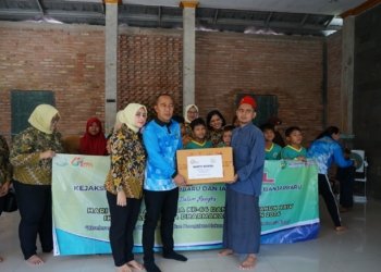 Kejari Banjarbaru Bakti Sosial ke Panti Asuhan
