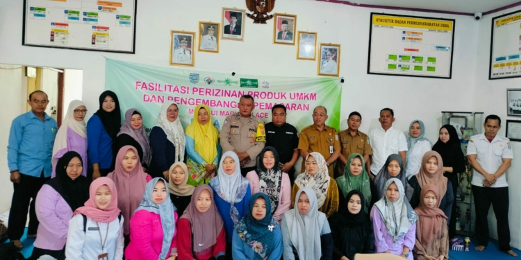 UMKM Desa Simpang Tiga Difasilitasi Perizinan Produk