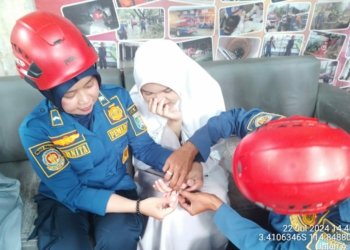 DPKP Kabupaten Banjar Bantu 2 Warga Lepas Cincin