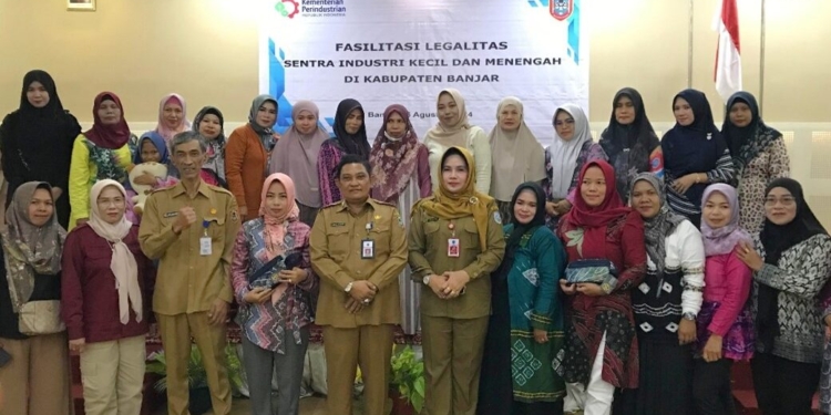 DKUMPP Kabupaten Banjar Memfasilitasi Legalitas Sentra IKM