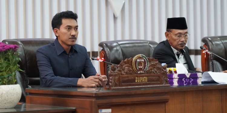 DPRD Kabupaten Banjar Gelar Rapat Paripurna Dengan Agenda Perubahan APBD Tahun 2024