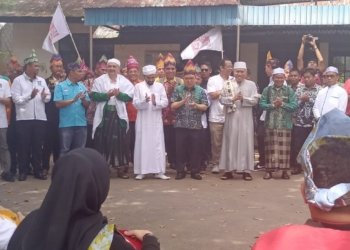 Syaifullah Tamliha bersama Habib Ahmad Bahasyim Resmi Mendaftar Di KPU Kabupaten Banjar