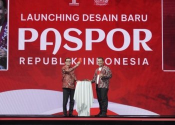 Kado Hari Ulang Tahun RI: Warna Merah Menjadi Wajah Baru Paspor Indonesia