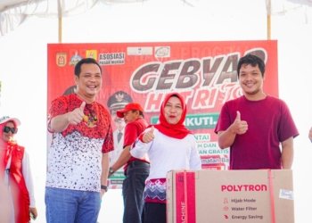 Jelang HUT RI ke-79, Aditya Hadirkan Jalan Santai, Pasar Murah dan Layanan Kesehatan Gratis.