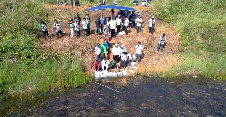 5.000 Restocking Benih Ikan Gurami di Embung Kelurahan Cempaka