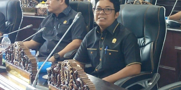 Anggota DPRD Kotabaru Ingin Pendidikan di Pamukan Utara Kotabaru Berkembang
