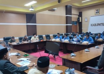 Komisi II DPRD Tanbu Gelar Rapat Kerja Dengan Dinas Perikanan