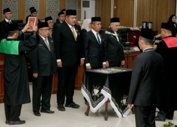 Pimpinan DPRD Kabupaten Banjar Dilantik