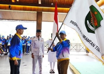 Akmal Malik Lepas Kontingen Kaltim Ikuti Peparnas ke-XVII di Solo