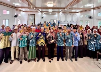 Kepala Dinas DKUMPP Kabupaten Banjar Buka Bimtek Perkoperasian
