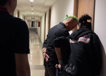 Nikita Mirzani Jemput Anaknya di Apartemen Jaksel