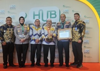 Pemerintah Kabupaten Banjar Terima Penghargaan Wahana Tata Nugraha