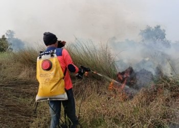 BPBD Banjarbaru Basahi Kawasan Bandara Syamsuddin Noor