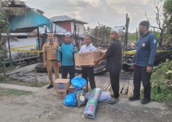 BPBD Kabupaten Banjar Serahkan Bantuan Kepada Korban Kebakaran