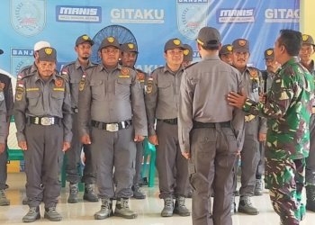 Anggota Linmas Telaga Bauntung Dilatih Melalui Kedisiplinan Dan Semangat Bela Negara