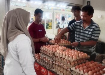 Harga Telur Ayam di Pasar Bauntung Banjarbaru Stabil