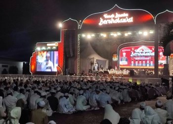 KPU Tanbu Sukses Buat Ribuan Warga bersholawat dan Siap Menyambut Pilkada Serentak 2024