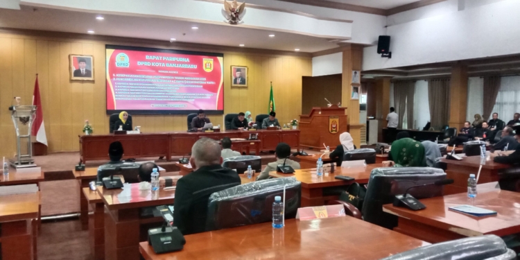 Sah! DPRD Kota Banjarbaru Setujui Empat Buah Raperda