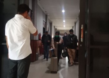 Penyidik Tinggalkan Mapolres Banjarbaru, Terduga OTT Belum Keluar Ruangan