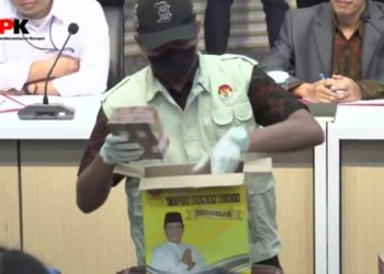 Gubernur Kalsel Ditetapkan Tersangka Kasus Dugaan Suap Proyek