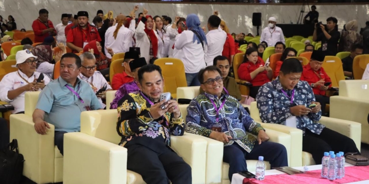 Pimpinan DPRD Kaltim Hadiri Debat Perdana Cagub dan Cawagub Kaltim 2024