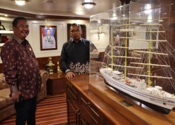 Malam Akrab Taruna AAL, KRI Bima Suci Perkuat Diplomasi Budaya Indonesia