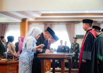 Pelantikan Ketua DPRD Defenitif, Pjs Walikota Ajak Dewan Jalin Sinergitas