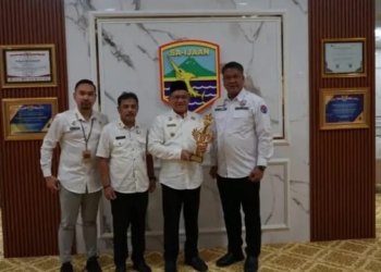Menjelang Akhir Masa Jabatan, Bupati Kotabaru Raih Penghargaan Lagi