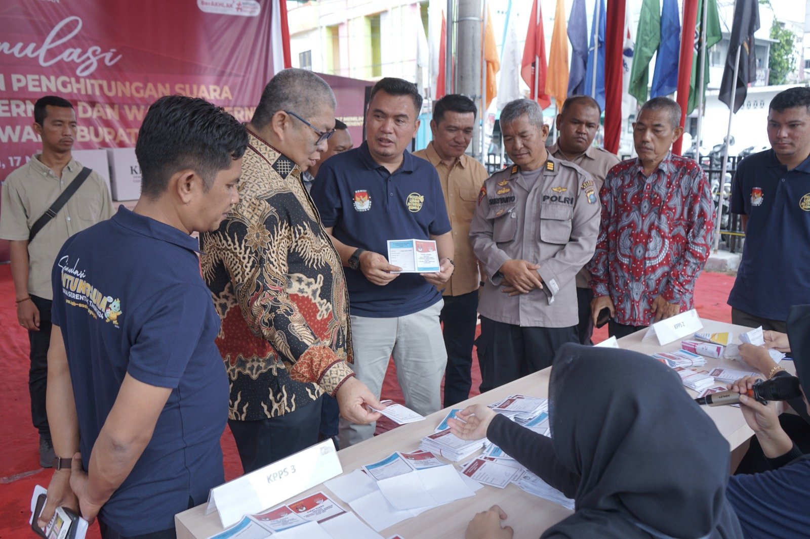Pj Sekretaris Daerah Kabupaten Asasah Ikuti Simulasi Pemungutan dan Penghitungan Suara