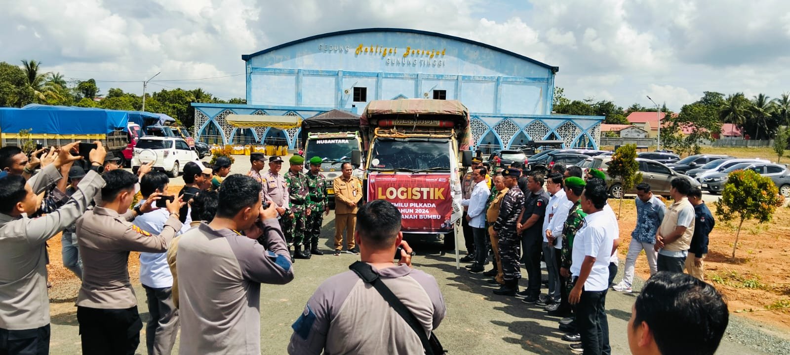 KPU Tanbu Mulai Distribusikan Logistik Pilkada Serentak 2024