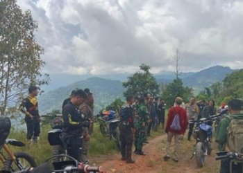 Kawal Distribusi Logistik Pilkada Kabupaten Banjar Menuju Wilayah Desa Terpencil