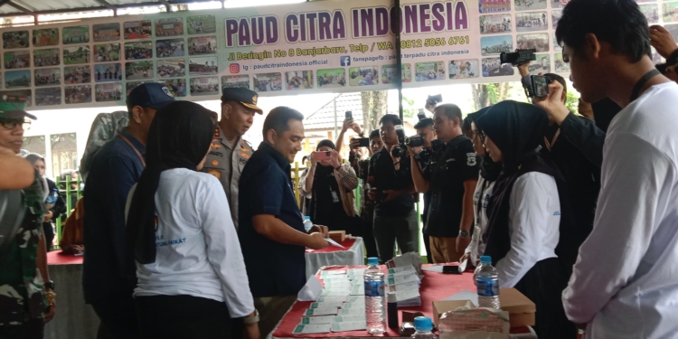 Tinjau Pelaksanaan Pilkada 2024 di Kota Banjarbaru, DPR RI Nilai Kondusif