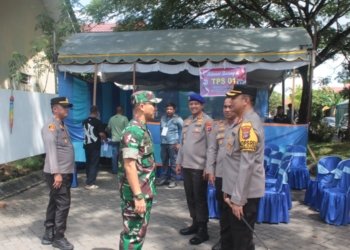 Pastikan Pilkada Aman, Dandim 1022 Tanbu Pantau Langsung Pantau TPS