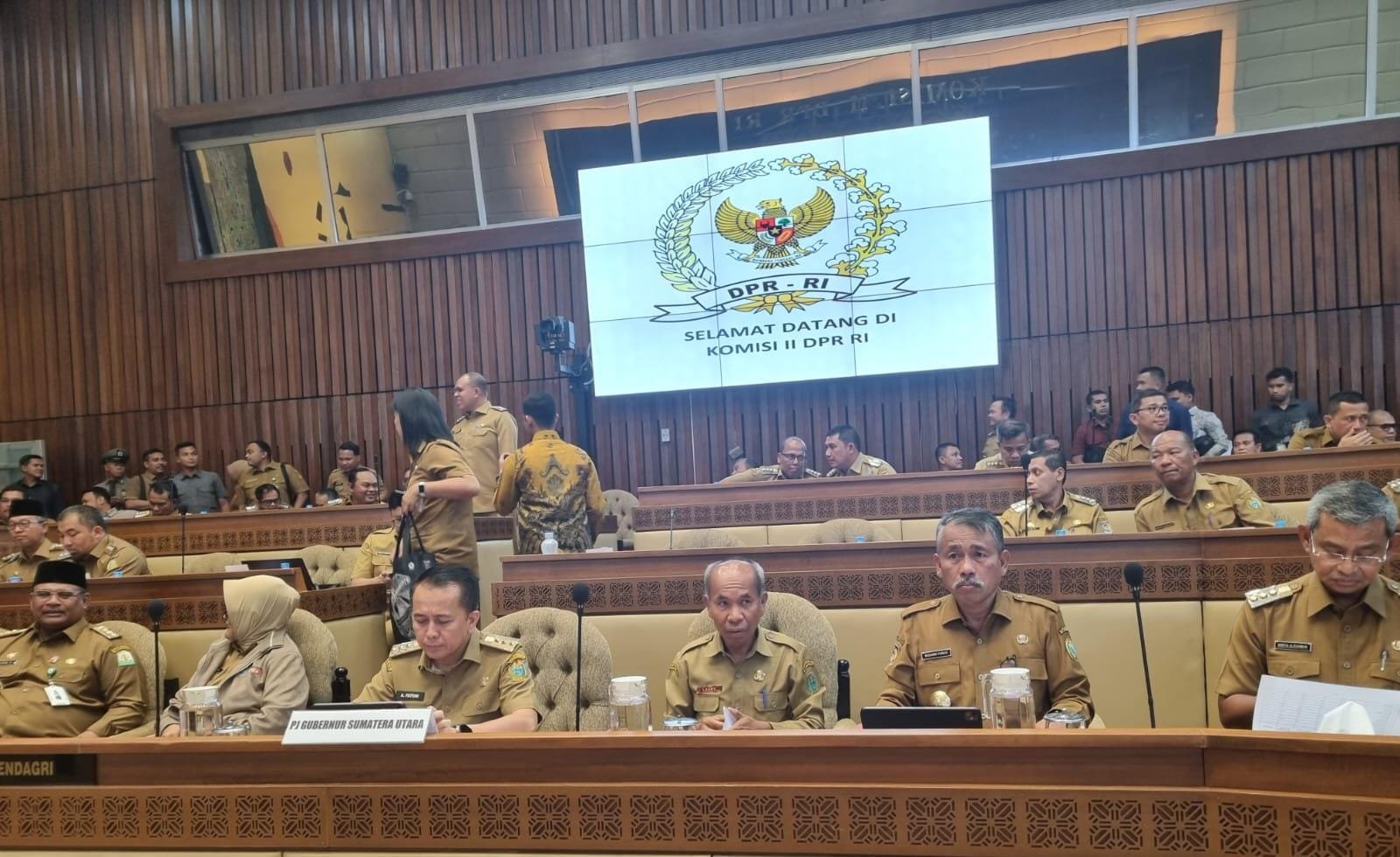 Pjs Bupati Asahan Ikuti RDP Komisi II DPR RI