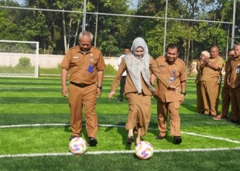 Sekwan Norhayati Usman Resmikan Lapangan Mini Soccer DPRD Kaltim