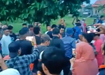 TIM Relawan Gabungan Lakukan Pencarian Korban Tenggelam Di Desa Akar Baru