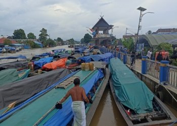 Momen 5 Rajab, Perahu Mesin Jenis Long Boat Penuhi Murung Kenanga