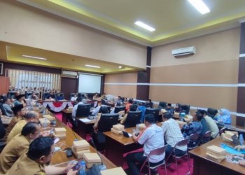DPRD Tanah Bumbu Gelar Rapat Gabungan dengan Pengusaha Ayam Potong