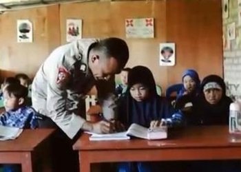 Perjuangan Bripka Syamsuddin Bangun Sekolah Gratis Sampai Gadaikan Rumah