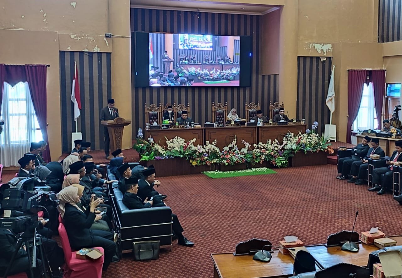 DPRD Tanah Bumbu Usul Pengangkatan Pasangan Calon Bupati dan Wakil Bupati Terpilih